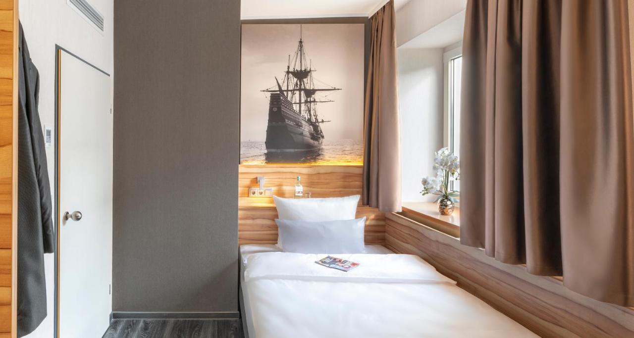Standard Single Room,1414119113:JPEG